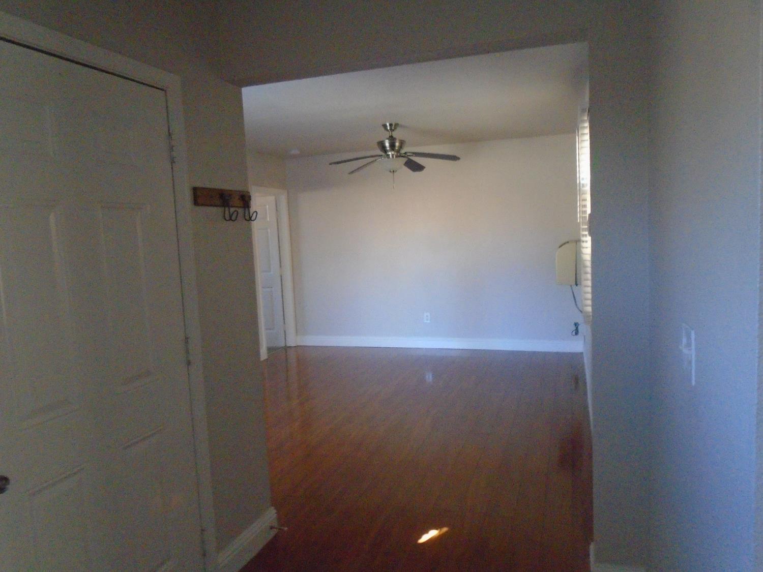 322 Johnson St, Modesto, CA 95354