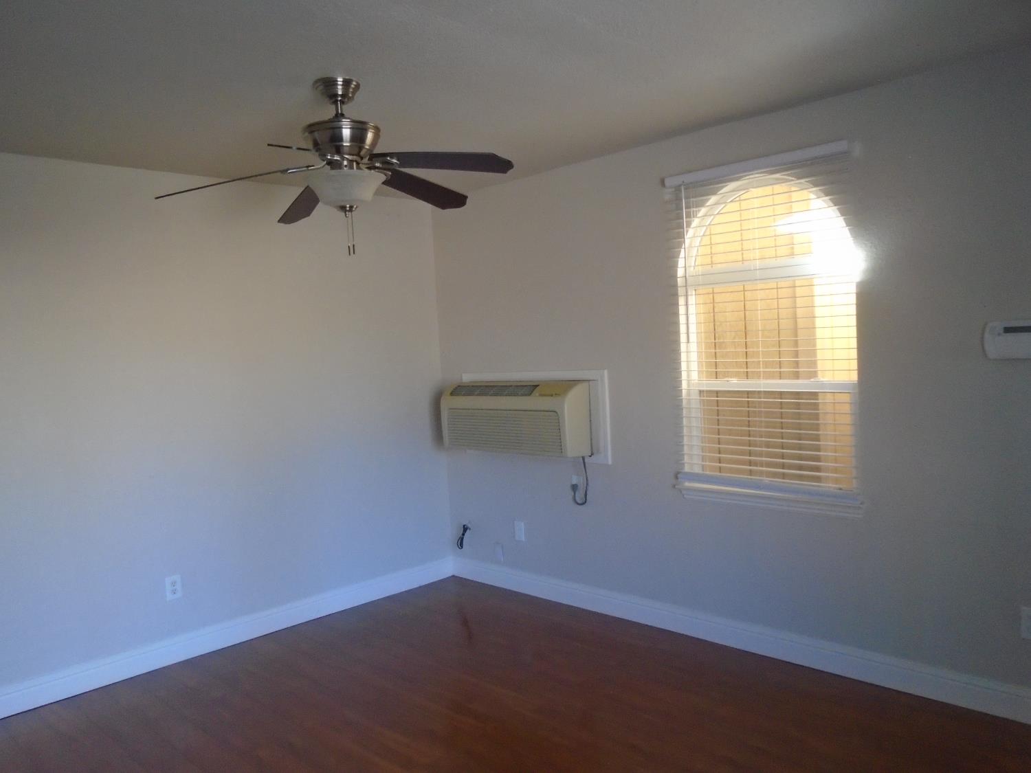 322 Johnson St, Modesto, CA 95354