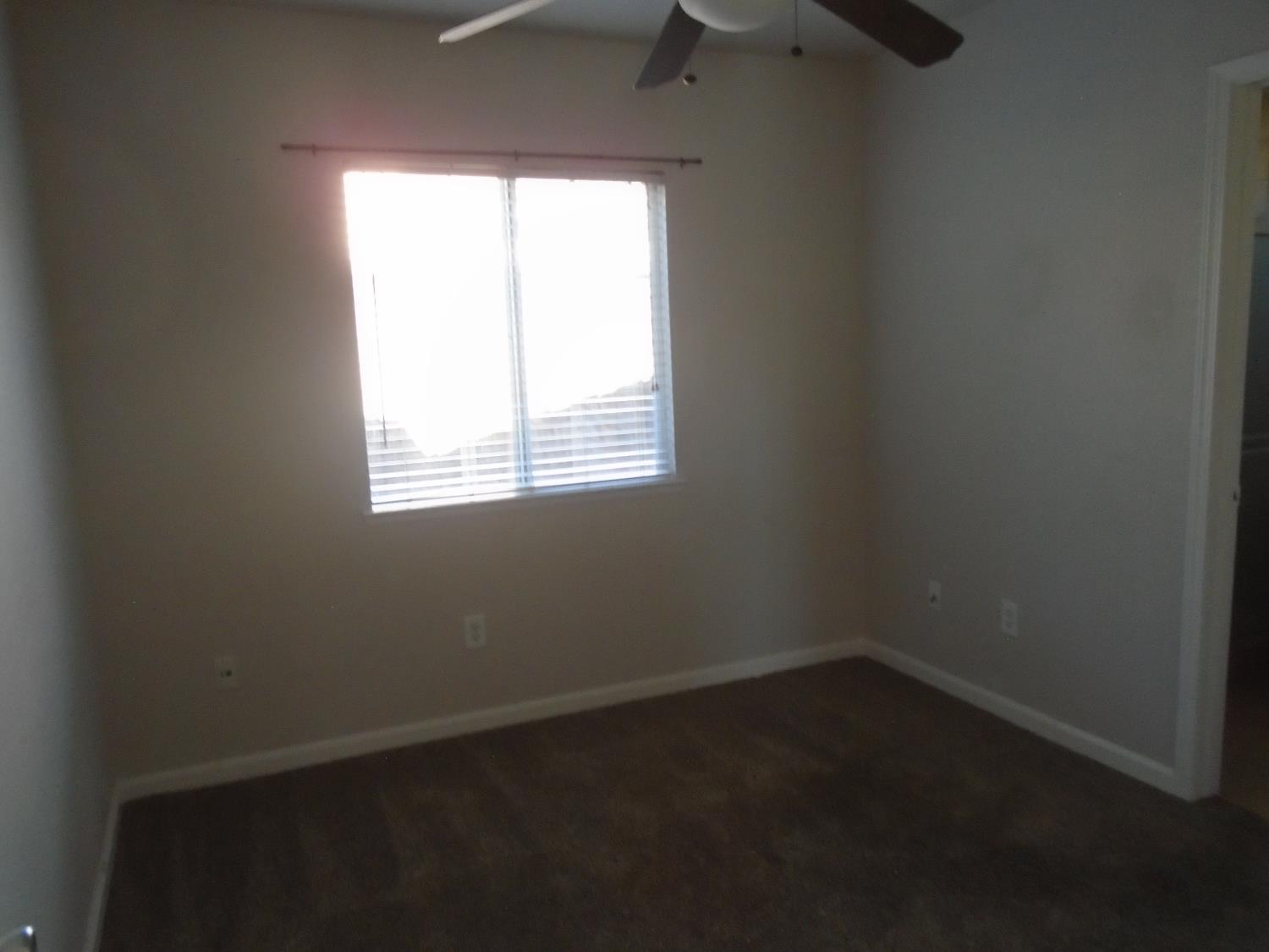 322 Johnson St, Modesto, CA 95354