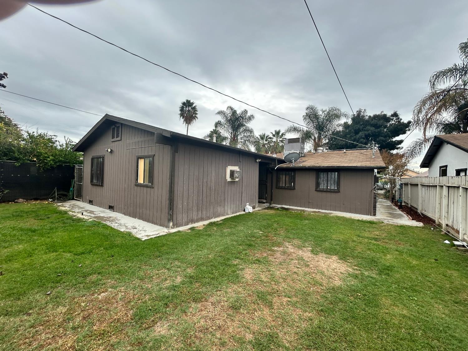 921 Atlantic Dr, Modesto, CA 95358