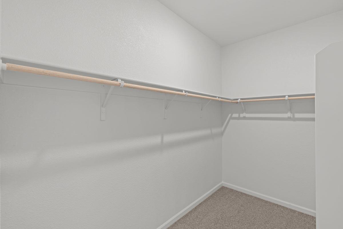 905 Zennor Pl, Patterson, CA 95363