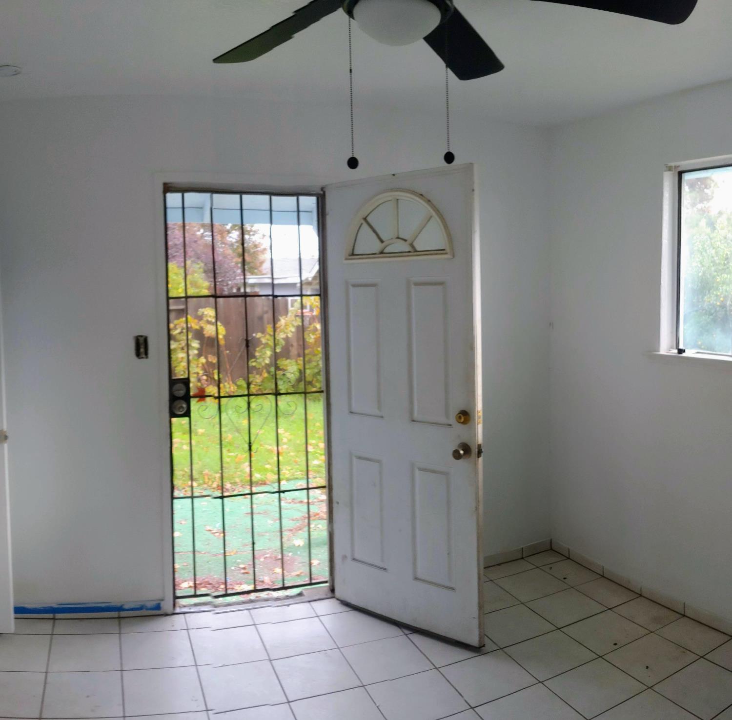 15695 El Capitan Way, Delhi, CA 95315