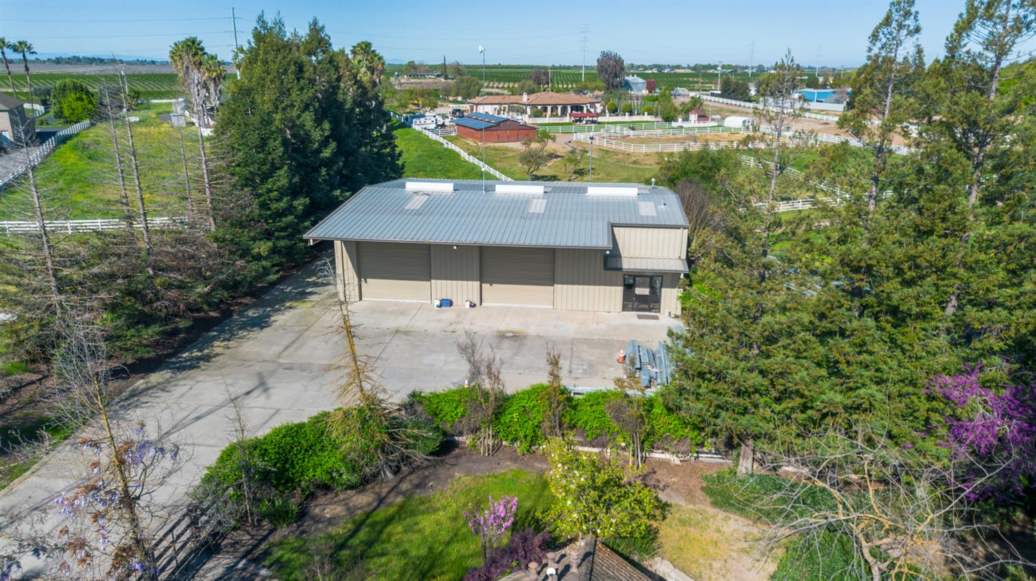 8519 Oak Creek Ct, Oakdale, CA 95361