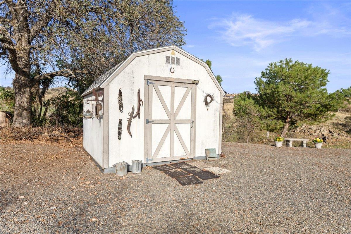 1904 Ca-132, La Grange, CA 95329