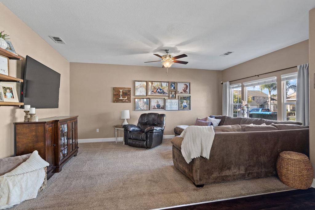 2637 Morgan St, Oakdale, CA 95361