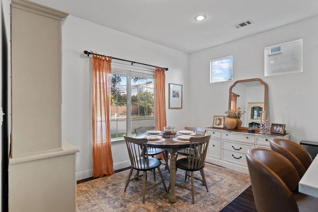 2637 Morgan St, Oakdale, CA 95361