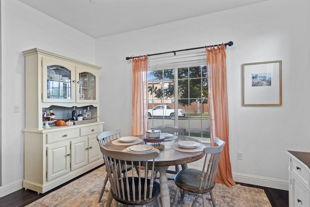 2637 Morgan St, Oakdale, CA 95361