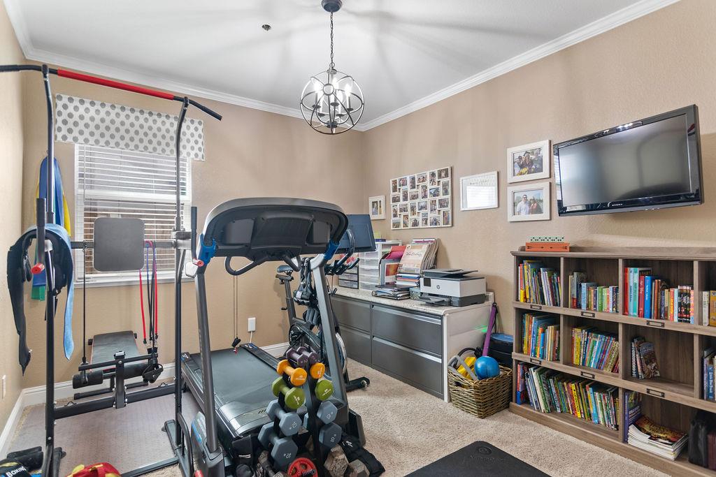 2637 Morgan St, Oakdale, CA 95361