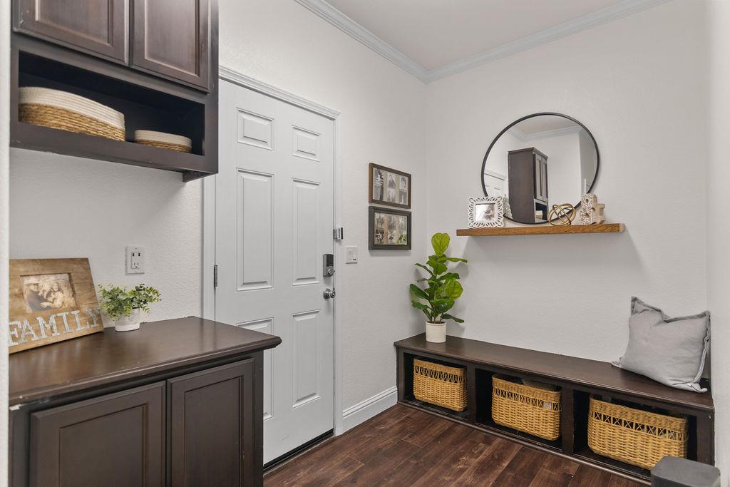 2637 Morgan St, Oakdale, CA 95361