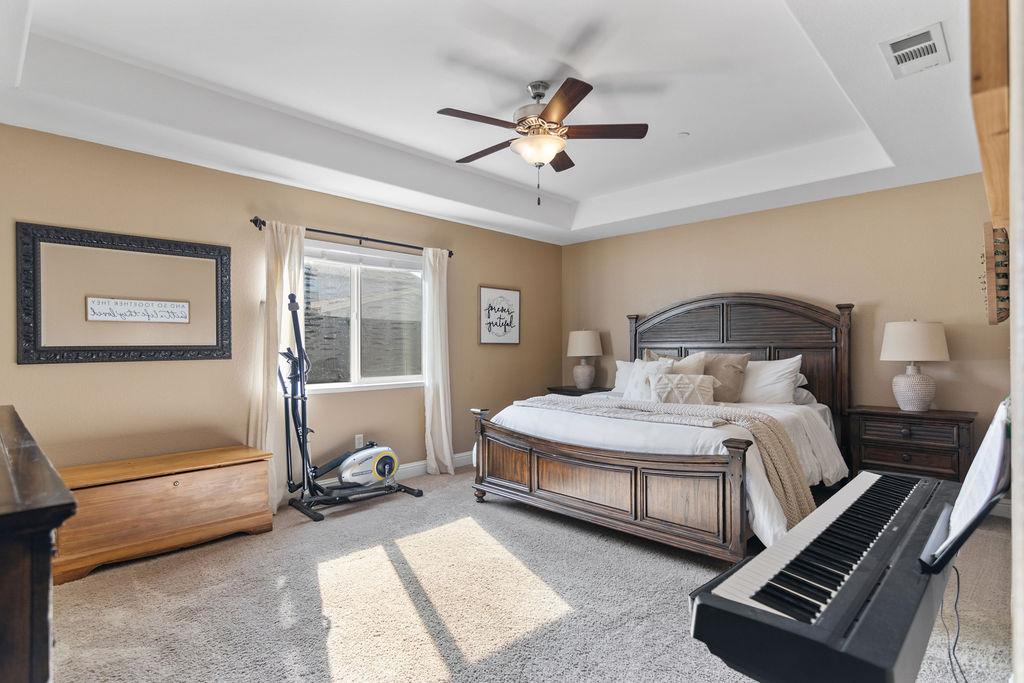 2637 Morgan St, Oakdale, CA 95361