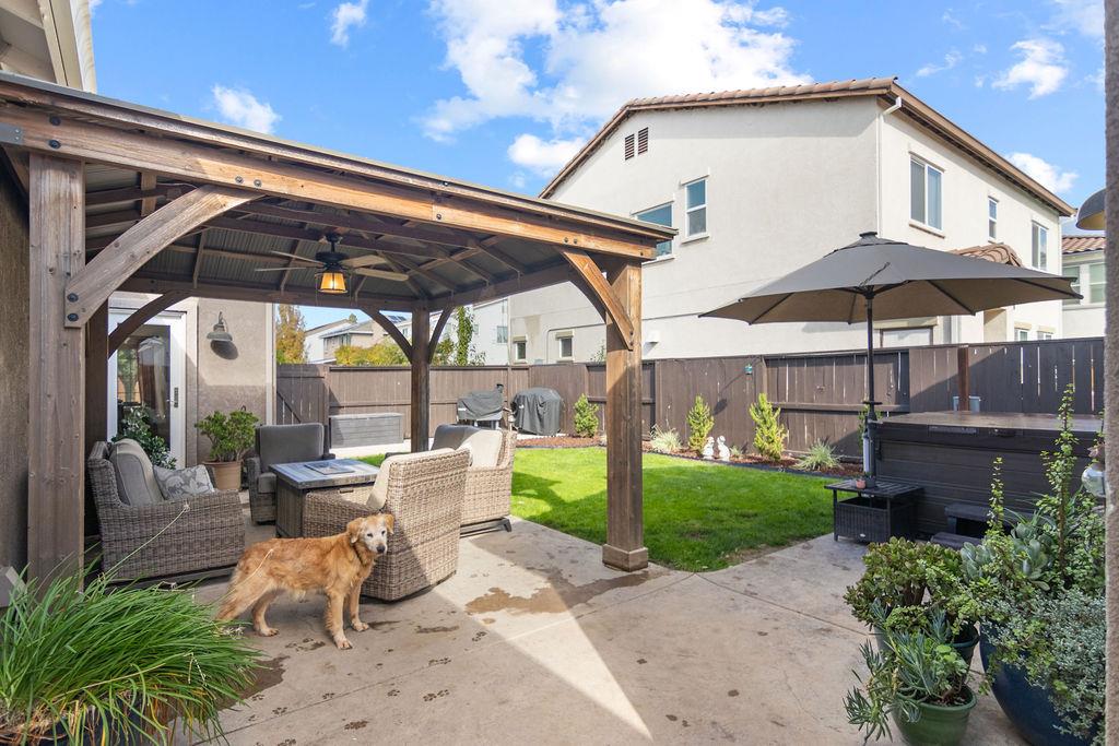 2637 Morgan St, Oakdale, CA 95361