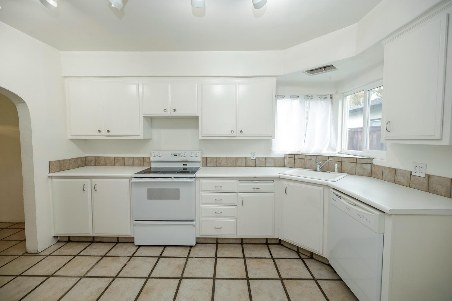 1316 Cooper Ave, Turlock, CA 95380