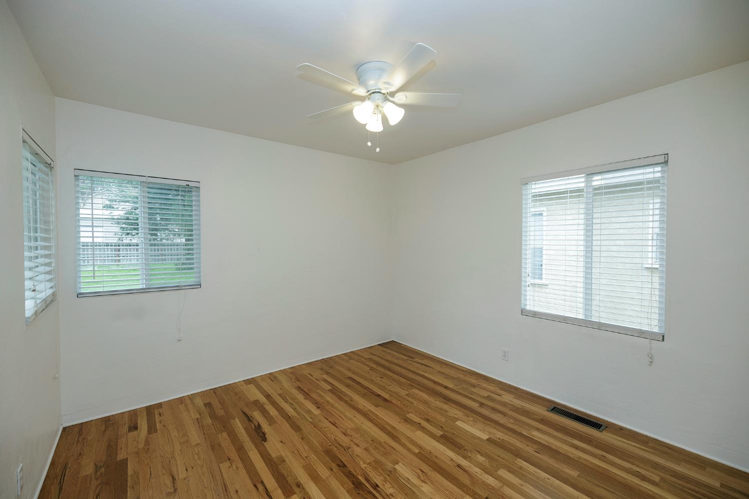 1316 Cooper Ave, Turlock, CA 95380