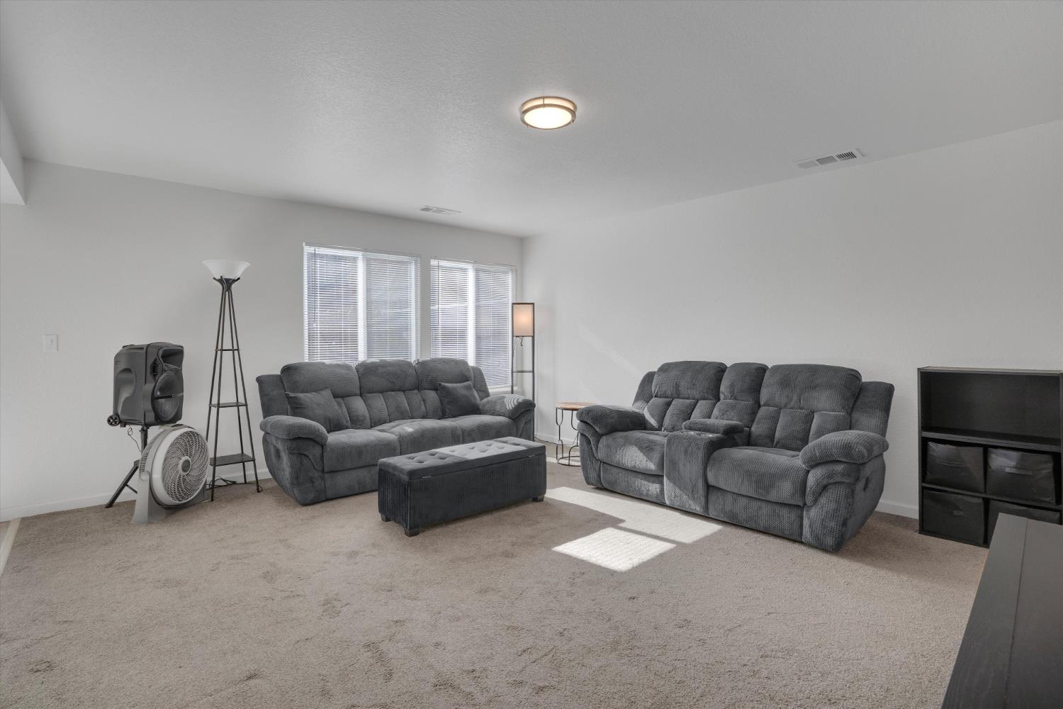 455 Cherry Ln #A, Manteca, CA 95337