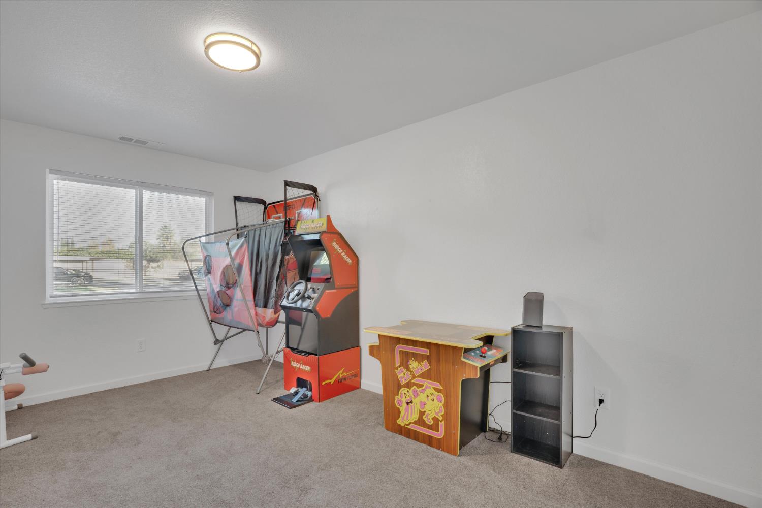 455 Cherry Ln #A, Manteca, CA 95337