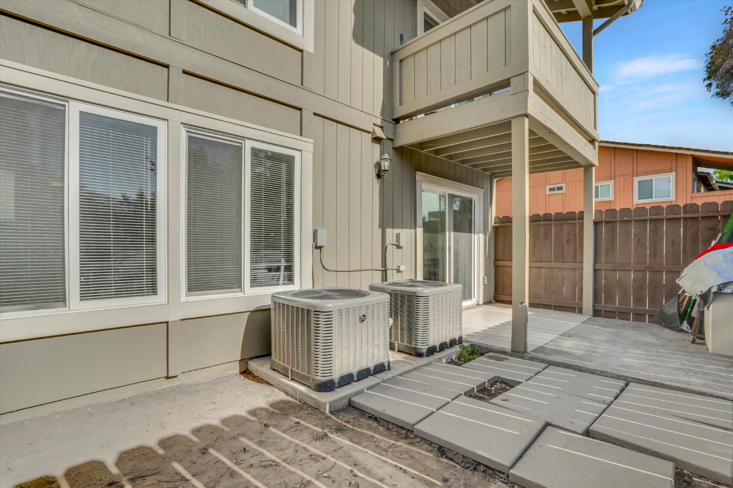 455 Cherry Ln #A, Manteca, CA 95337