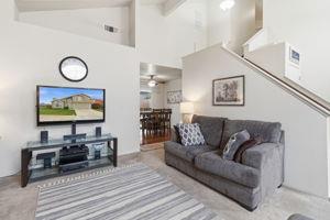 2030 Hyannis Cir, Manteca, CA 95336