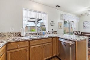 2030 Hyannis Cir, Manteca, CA 95336