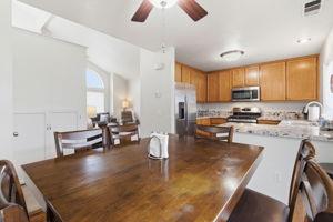 2030 Hyannis Cir, Manteca, CA 95336