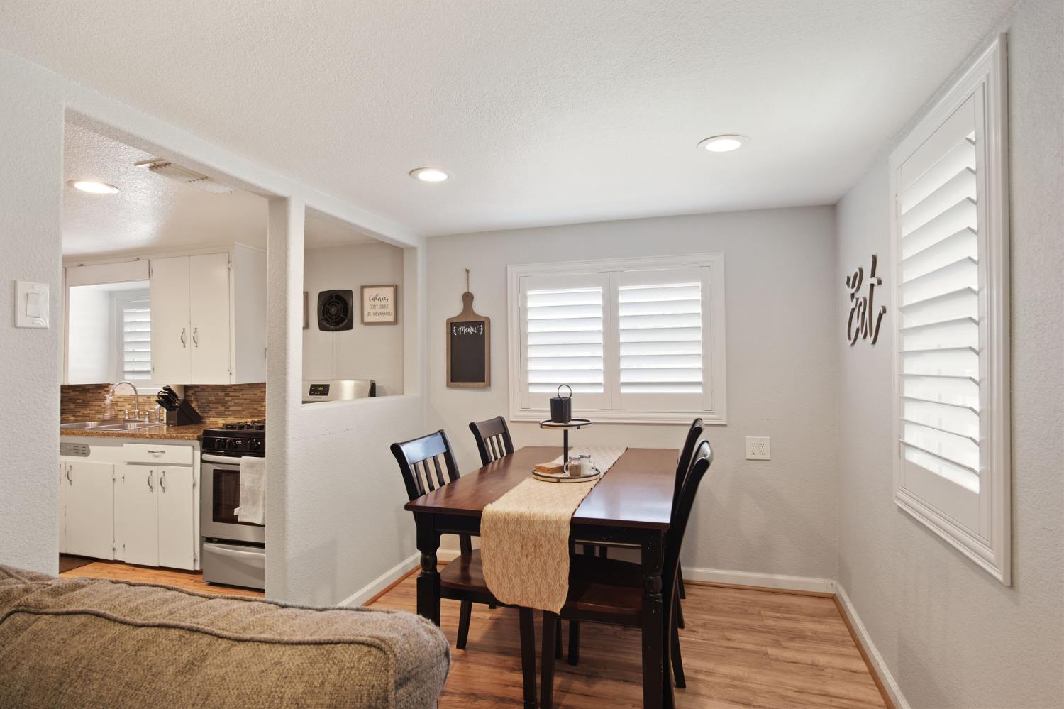 966 Elma St, Hickman, CA 95323