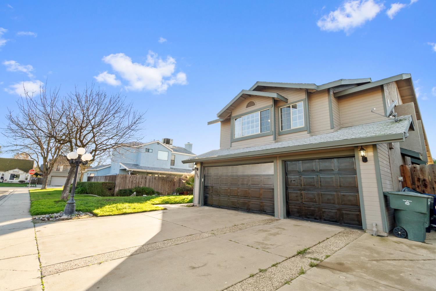 3905 Alessandro Ln, Modesto, CA 95356