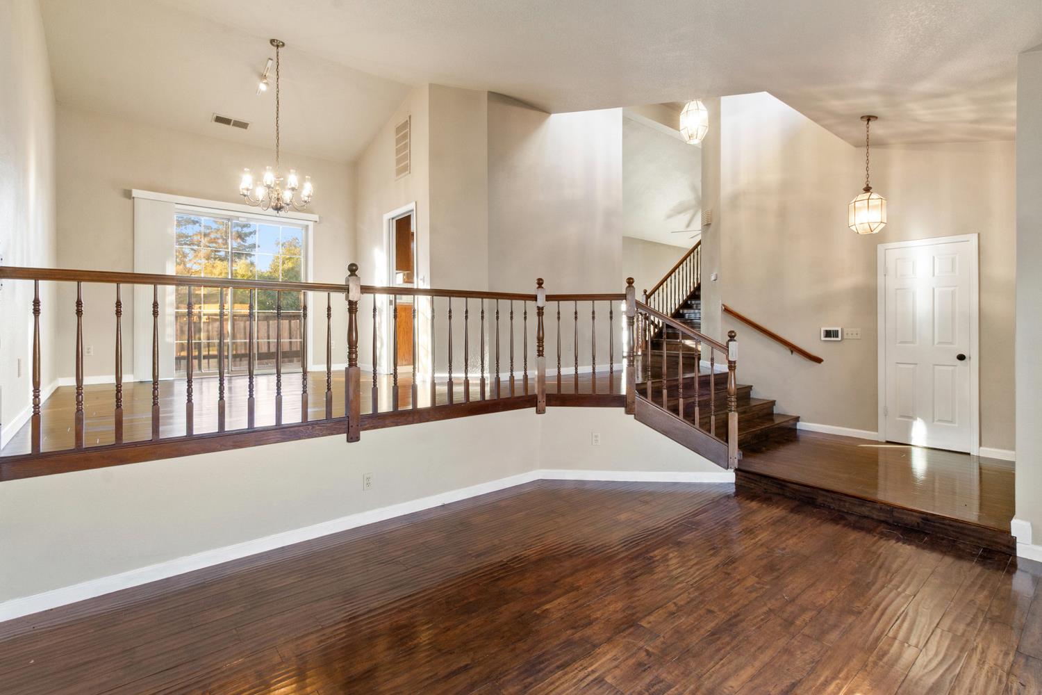 3905 Alessandro Ln, Modesto, CA 95356