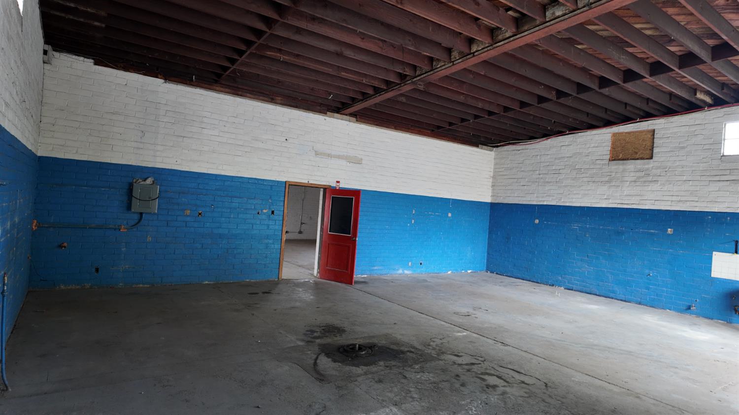 129 Phoenix Ave, Modesto, CA 95354