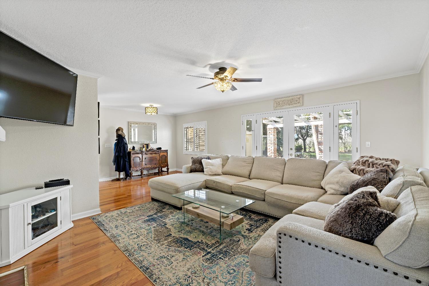 1119 N Verduga Rd, Turlock, CA 95380