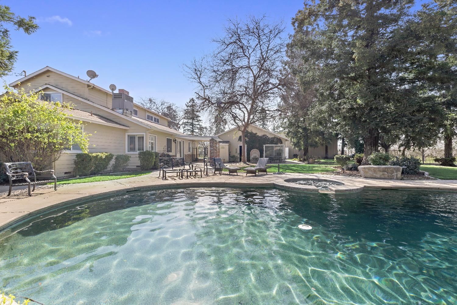 1119 N Verduga Rd, Turlock, CA 95380