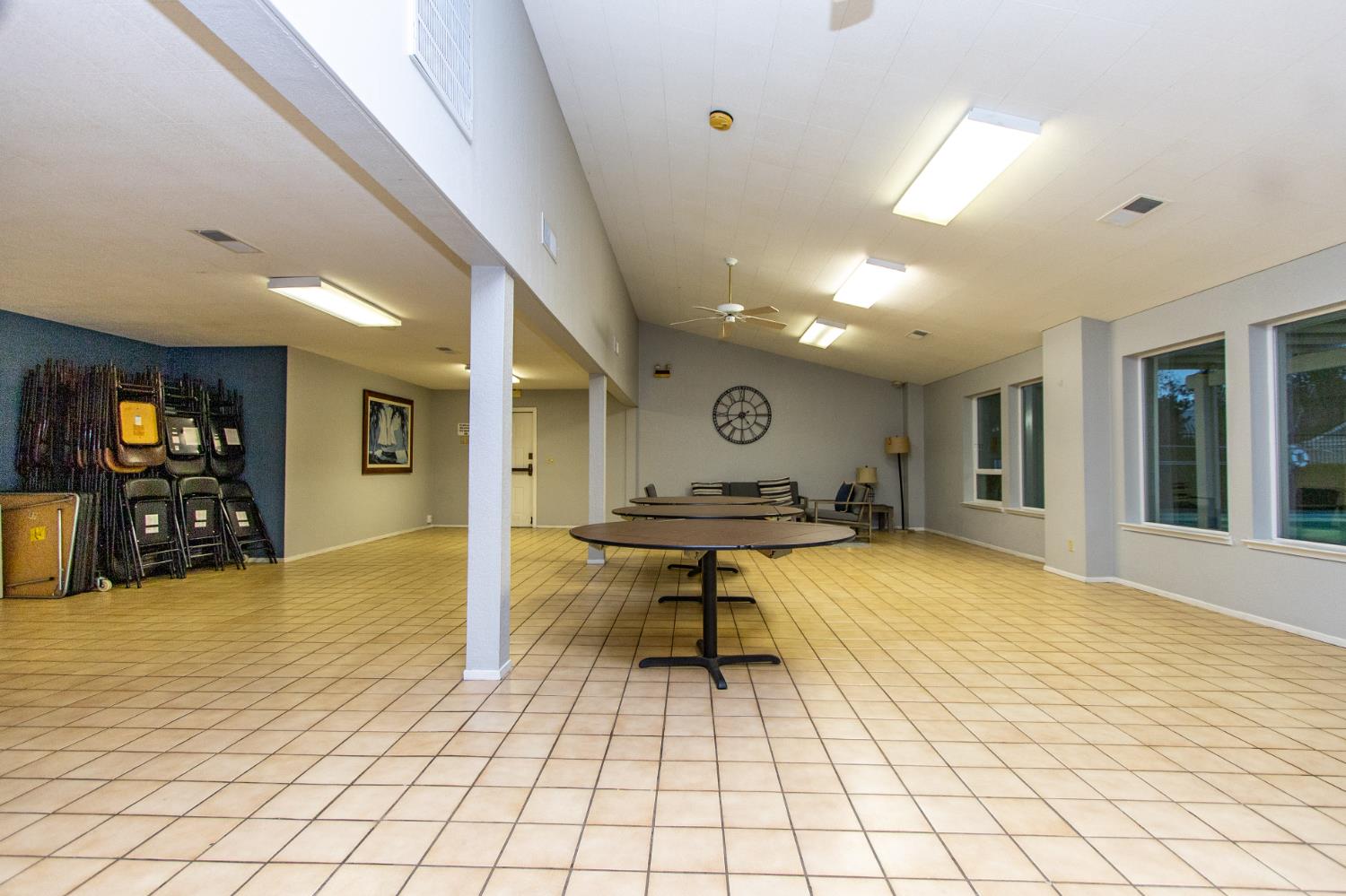 2249 Camborne Dr, Modesto, CA 95356