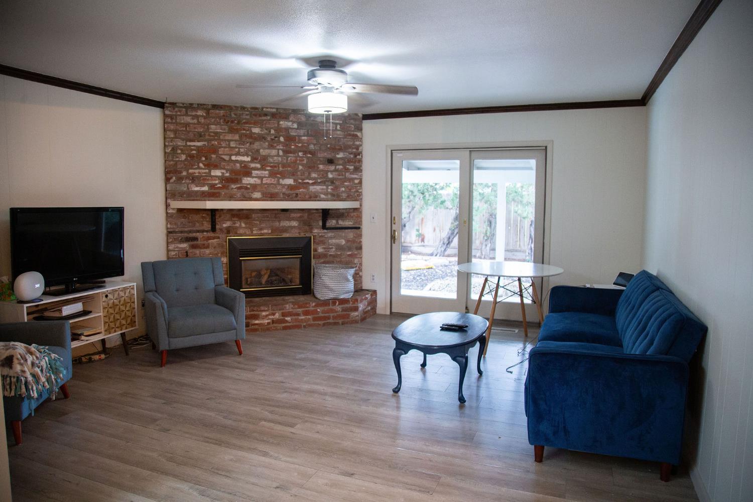 1208 Bristol Ct, Modesto, CA 95350