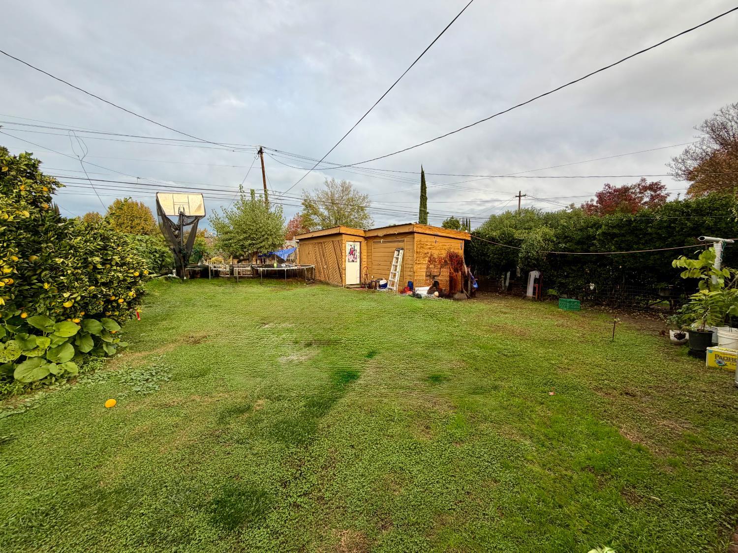 313 S K St, Madera, CA 93637