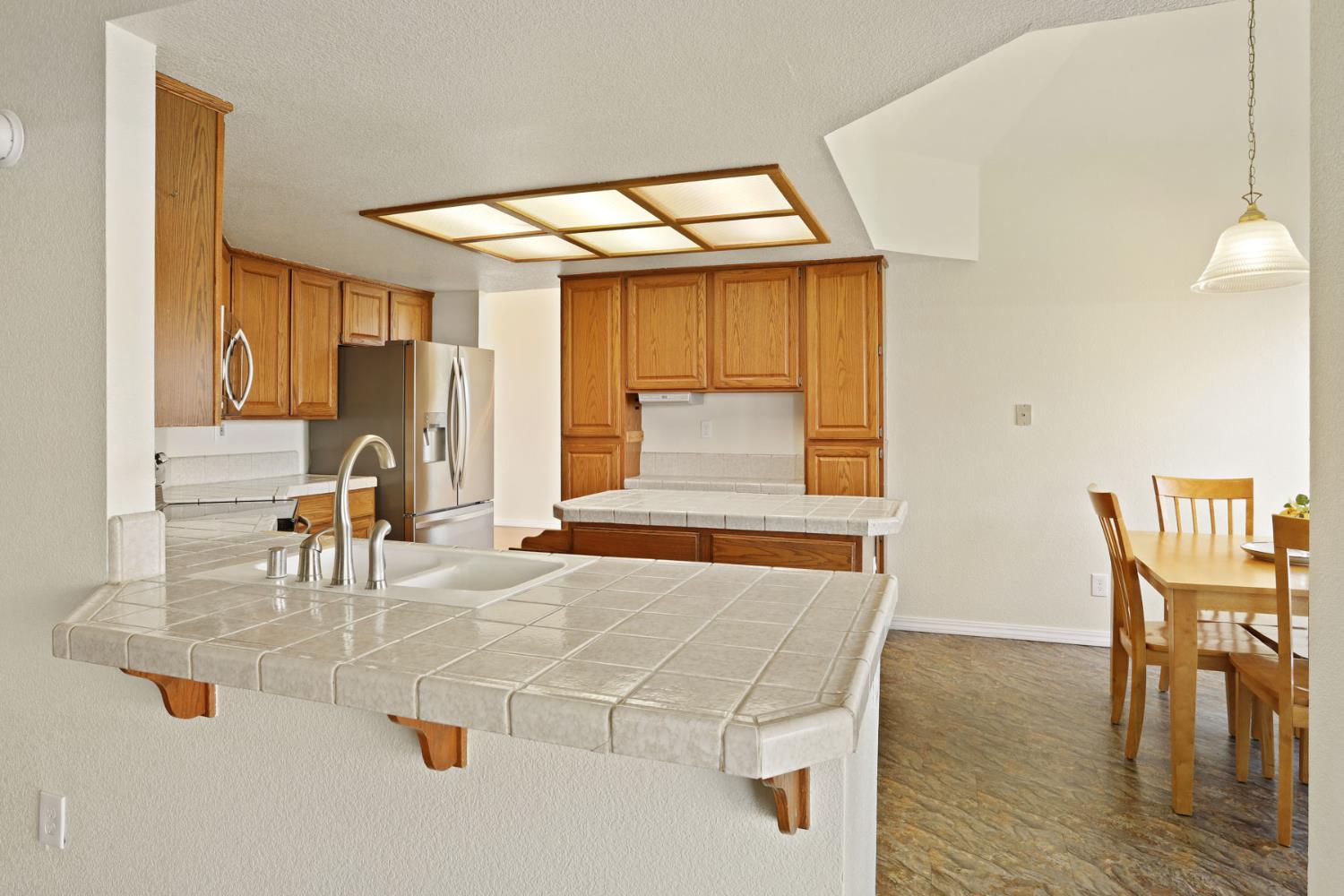 1809 Blueridge Ct, Modesto, CA 95351