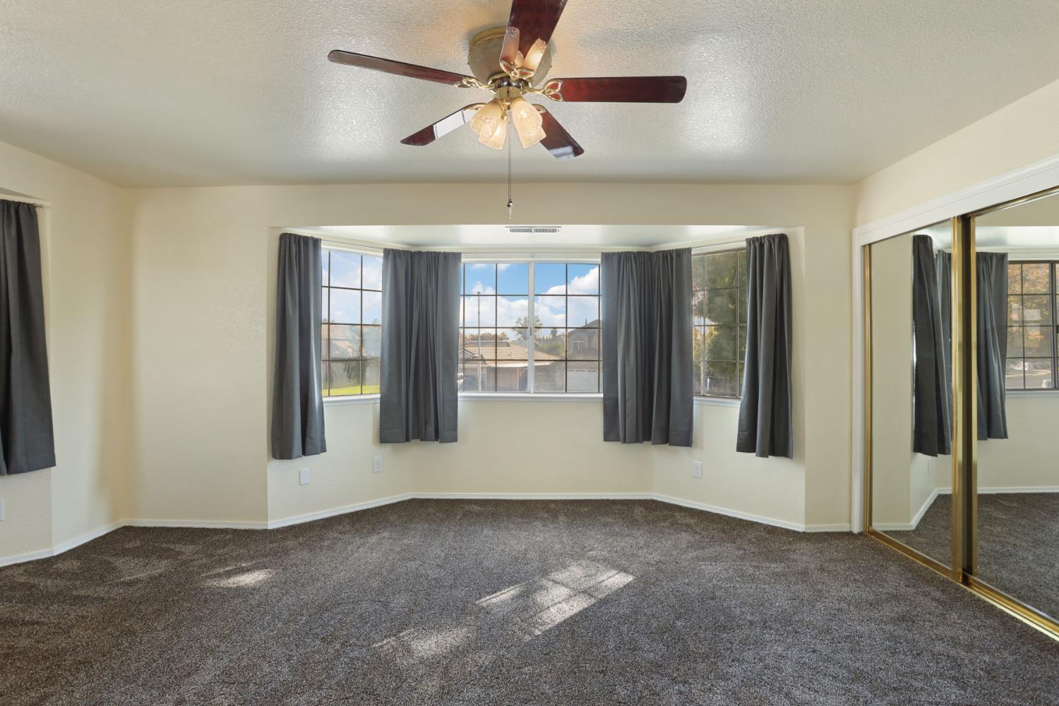 1809 Blueridge Ct, Modesto, CA 95351