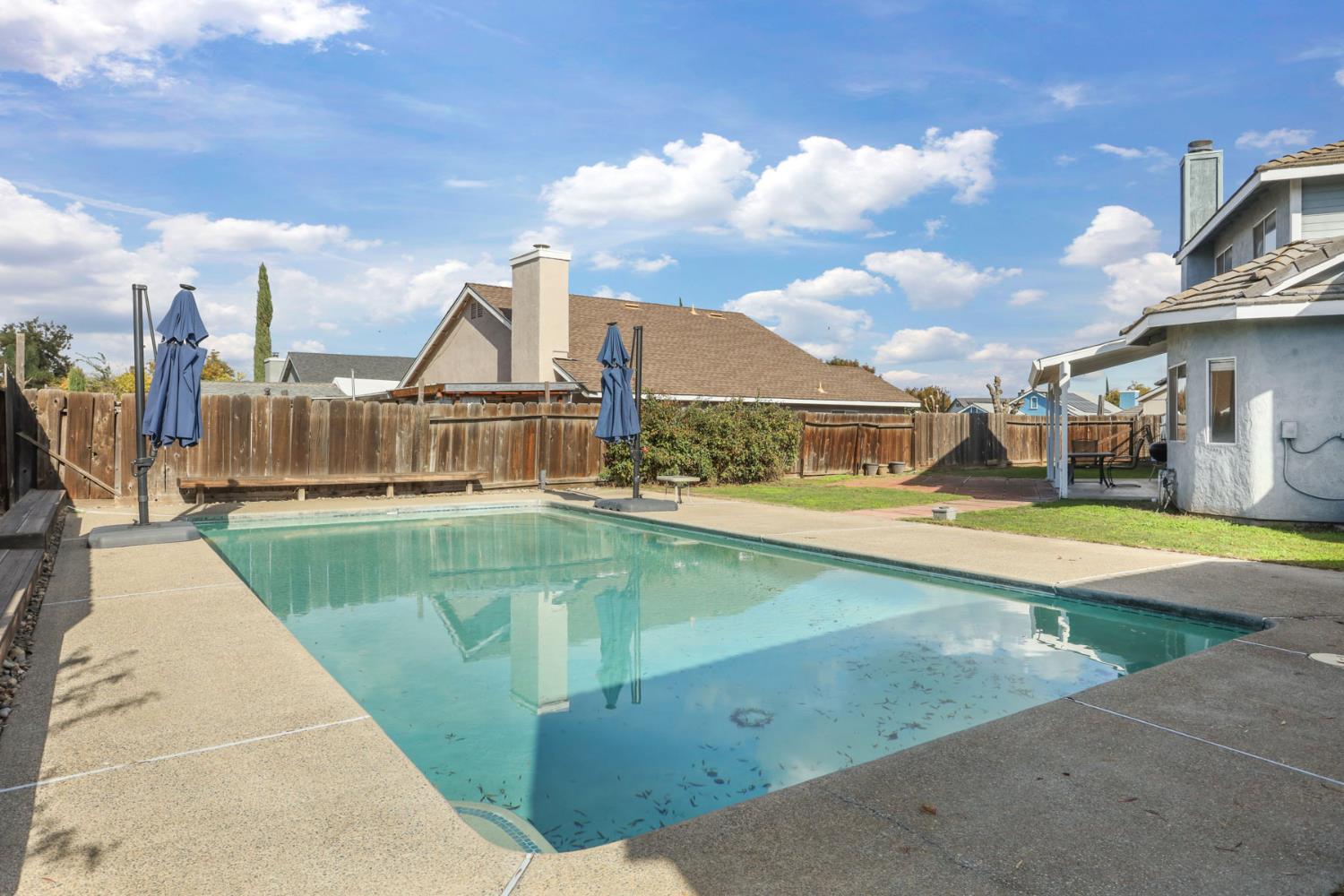 1809 Blueridge Ct, Modesto, CA 95351