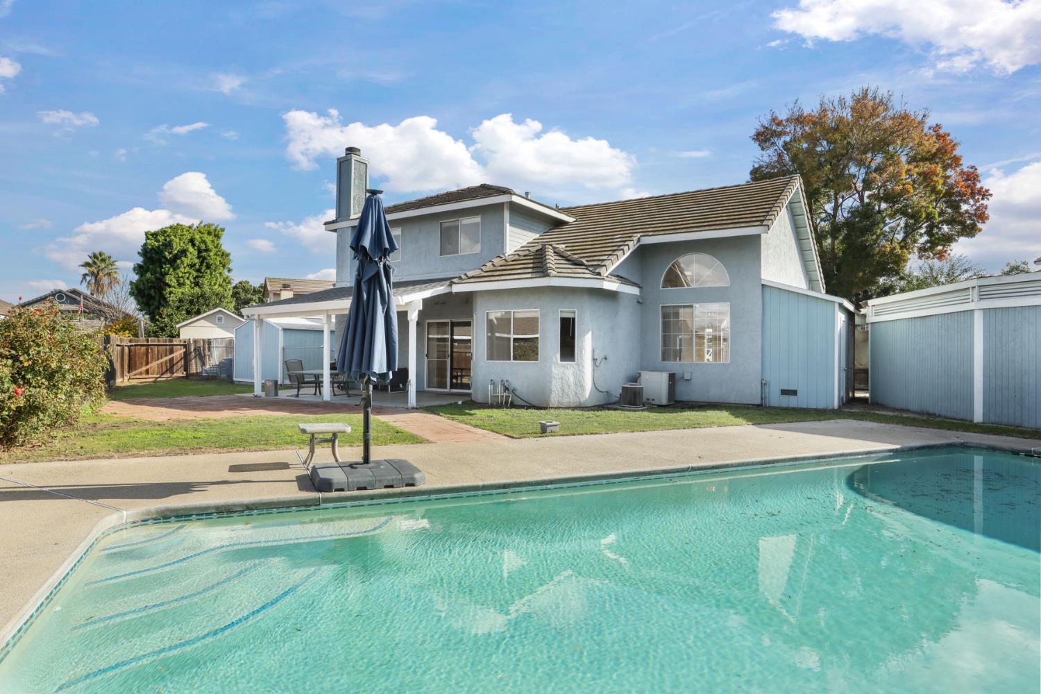 1809 Blueridge Ct, Modesto, CA 95351