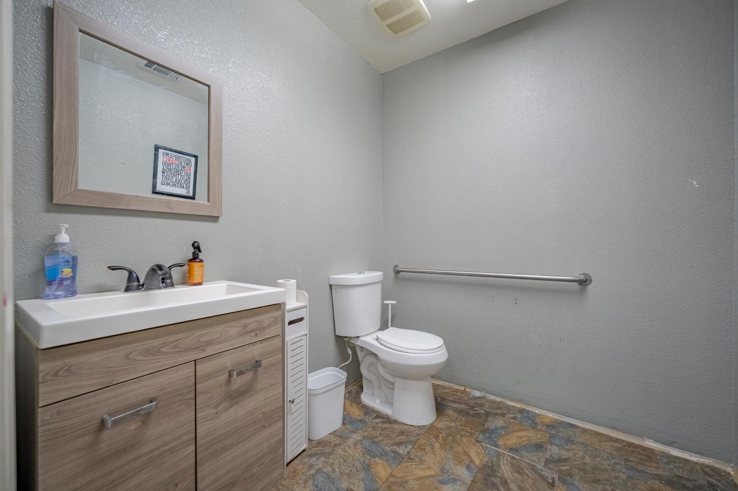 701 Broadway Ave, Atwater, CA 95301