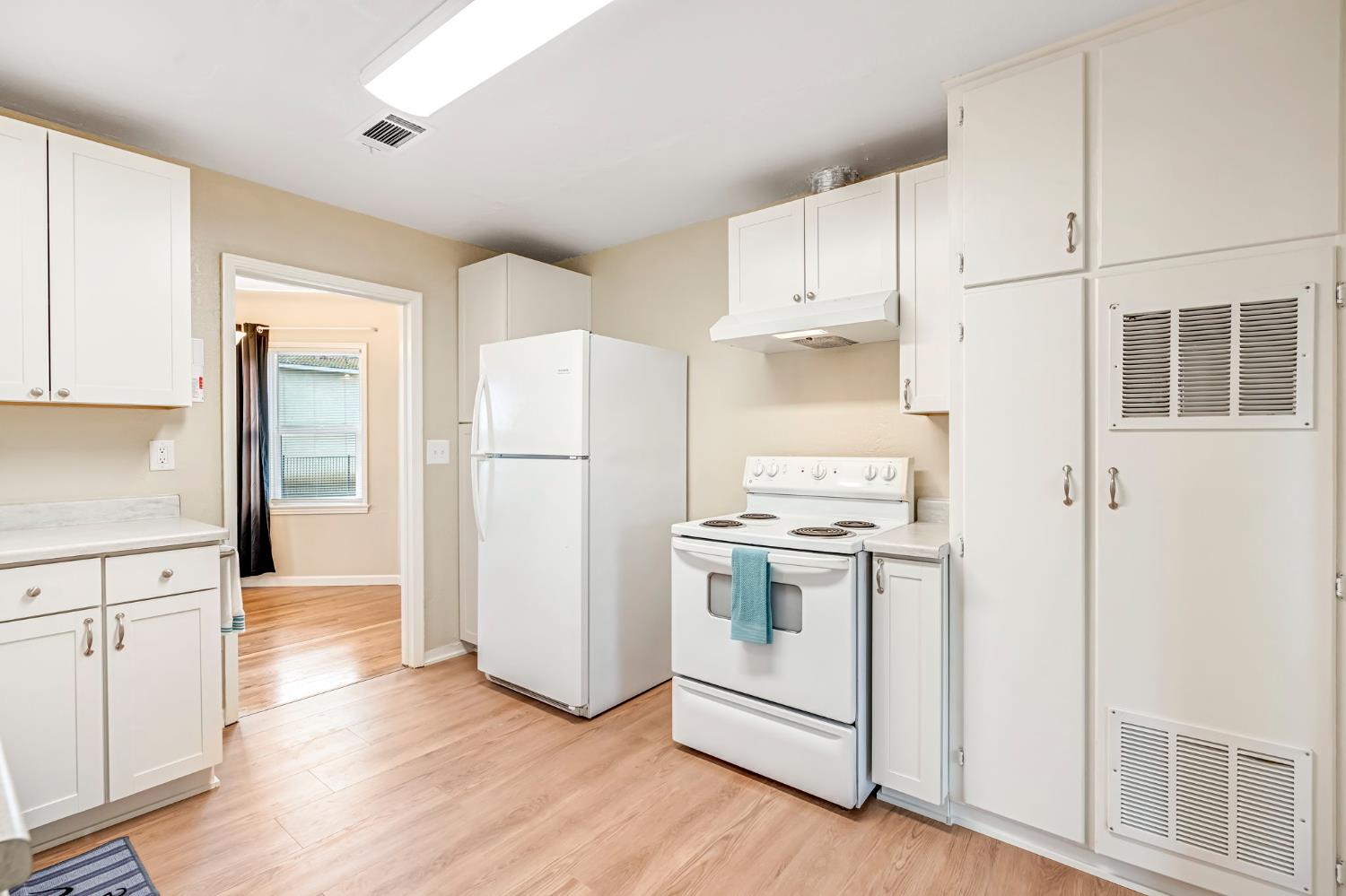 1642 Cypress Way, Merced, CA 95341