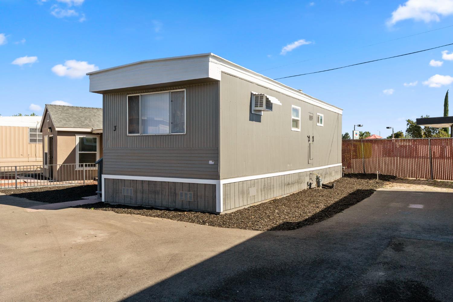 2355 Atwater Blvd #3, Atwater, CA 95301