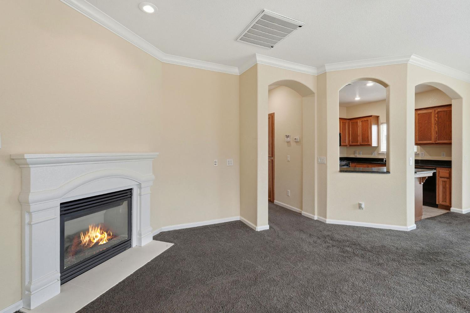 3013 La Vina Cir, Los Banos, CA 93635