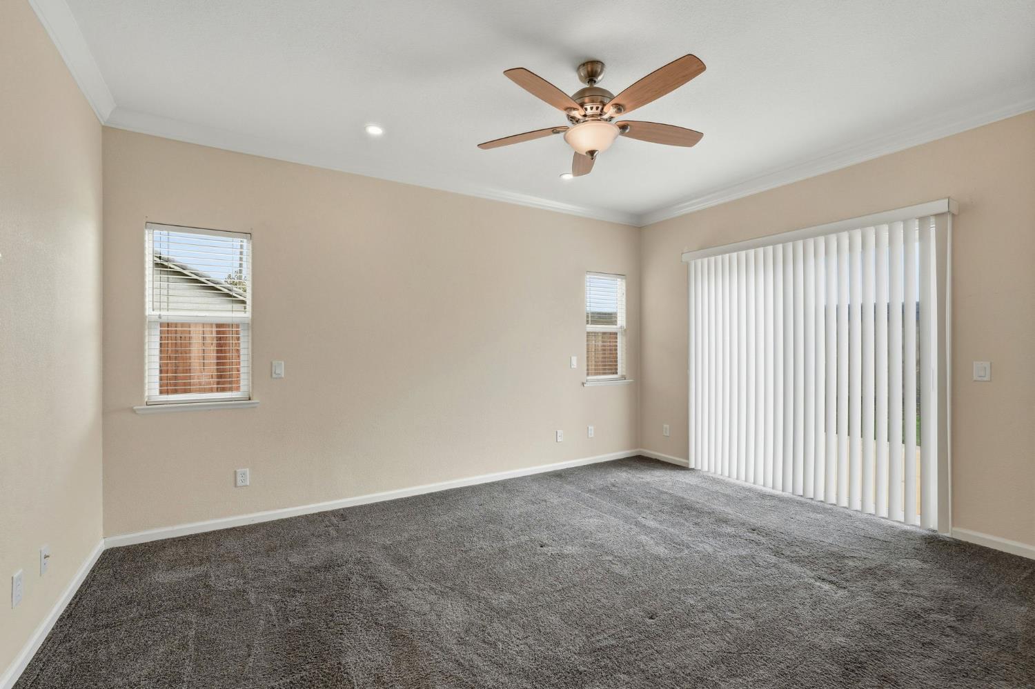 3013 La Vina Cir, Los Banos, CA 93635