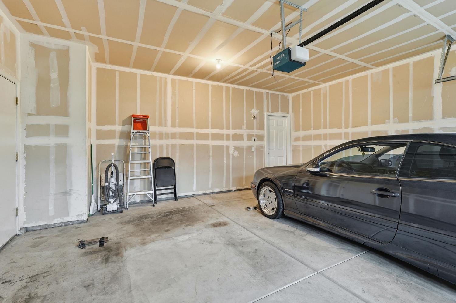 3013 La Vina Cir, Los Banos, CA 93635