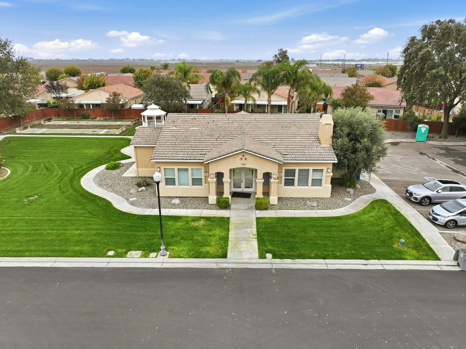 3013 La Vina Cir, Los Banos, CA 93635