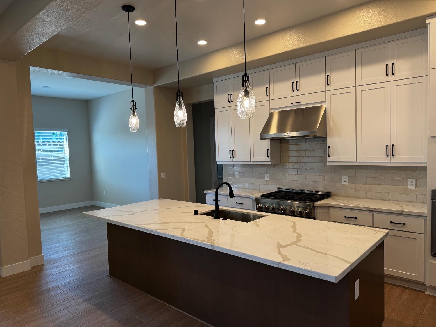 2517 Gantry Dr, Manteca, CA 95337