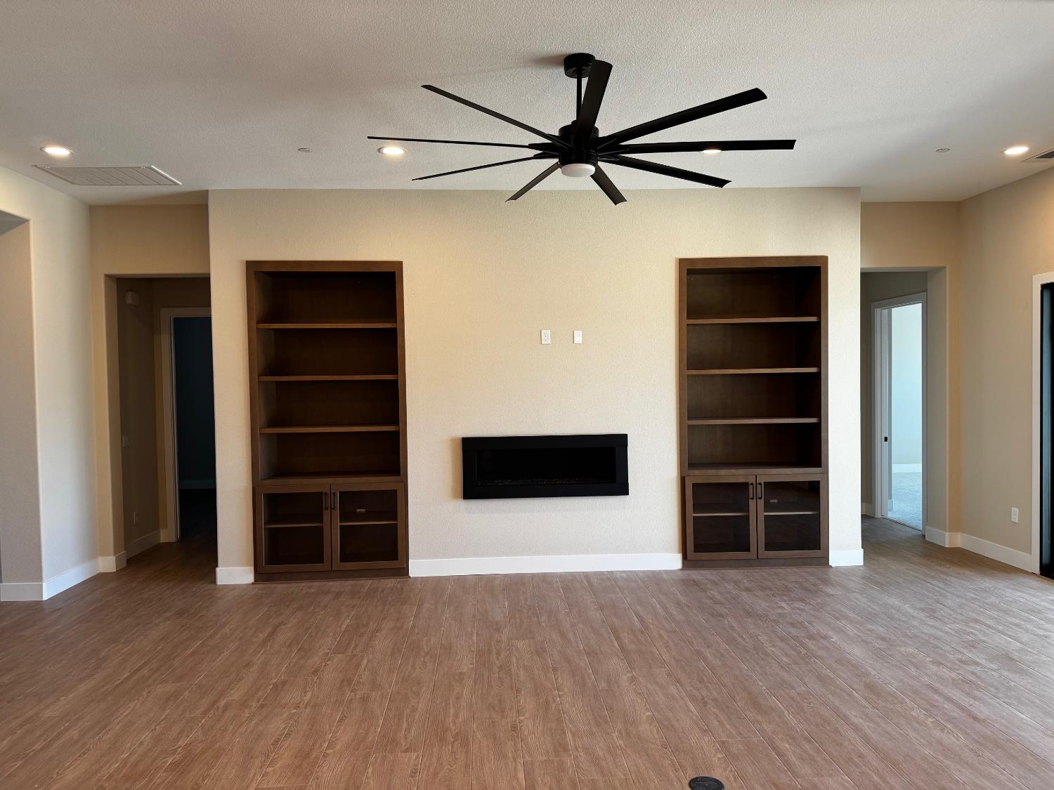 2517 Gantry Dr, Manteca, CA 95337