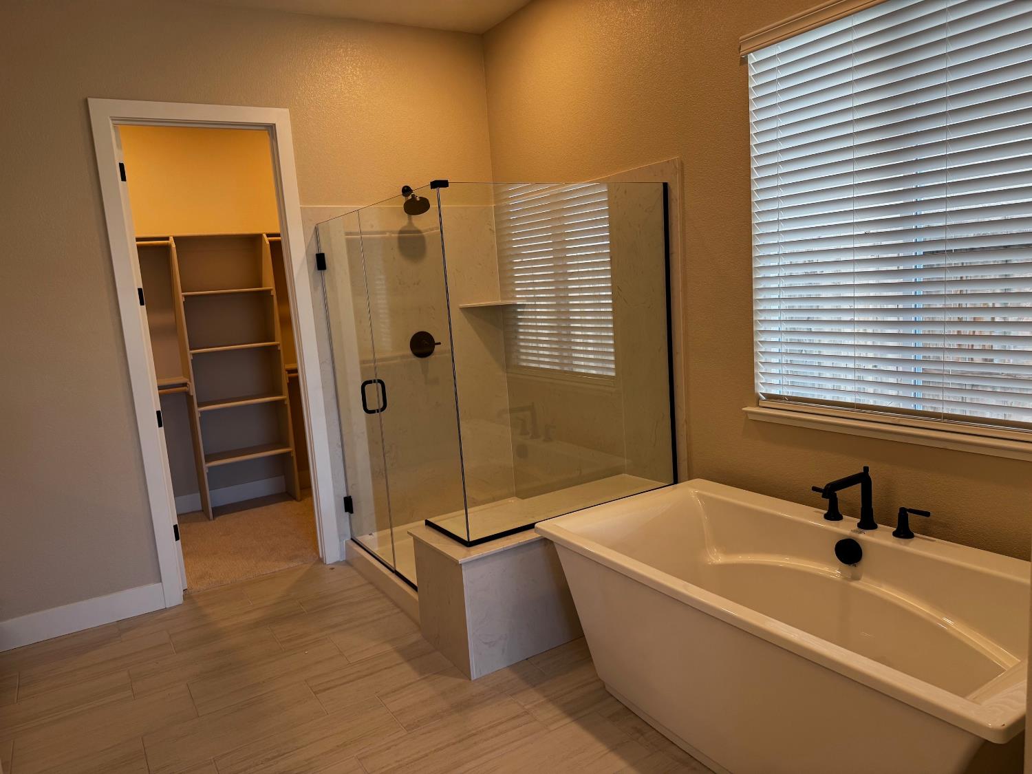 2517 Gantry Dr, Manteca, CA 95337