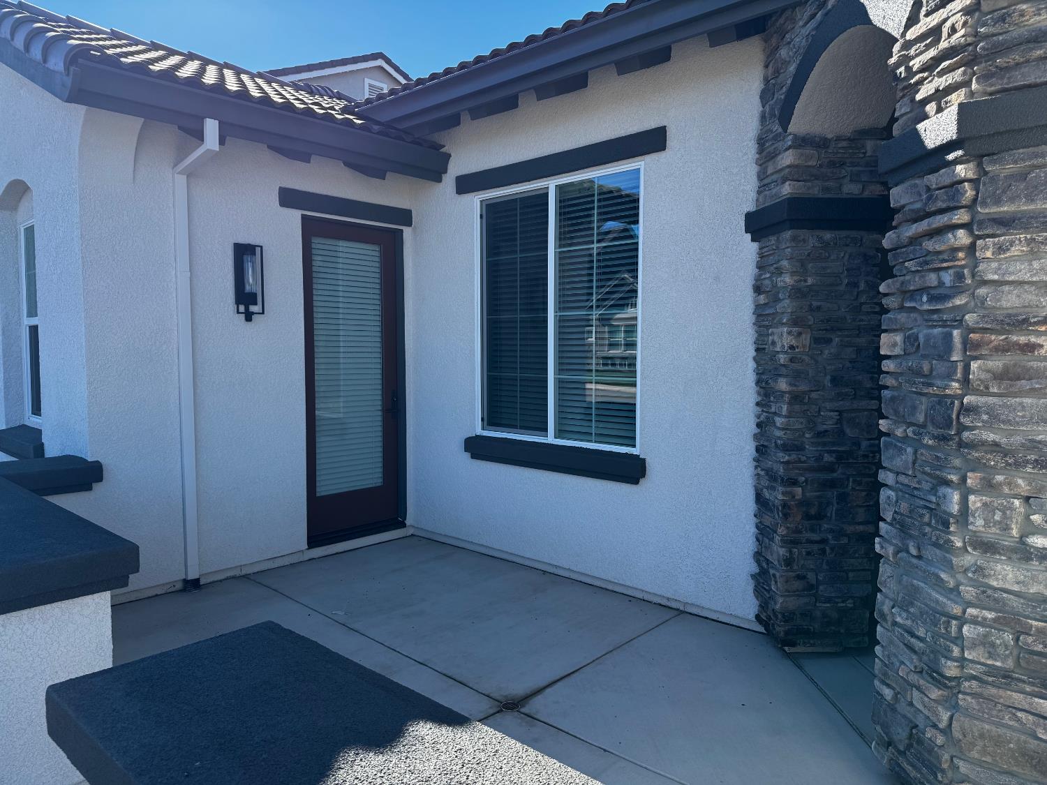 2517 Gantry Dr, Manteca, CA 95337