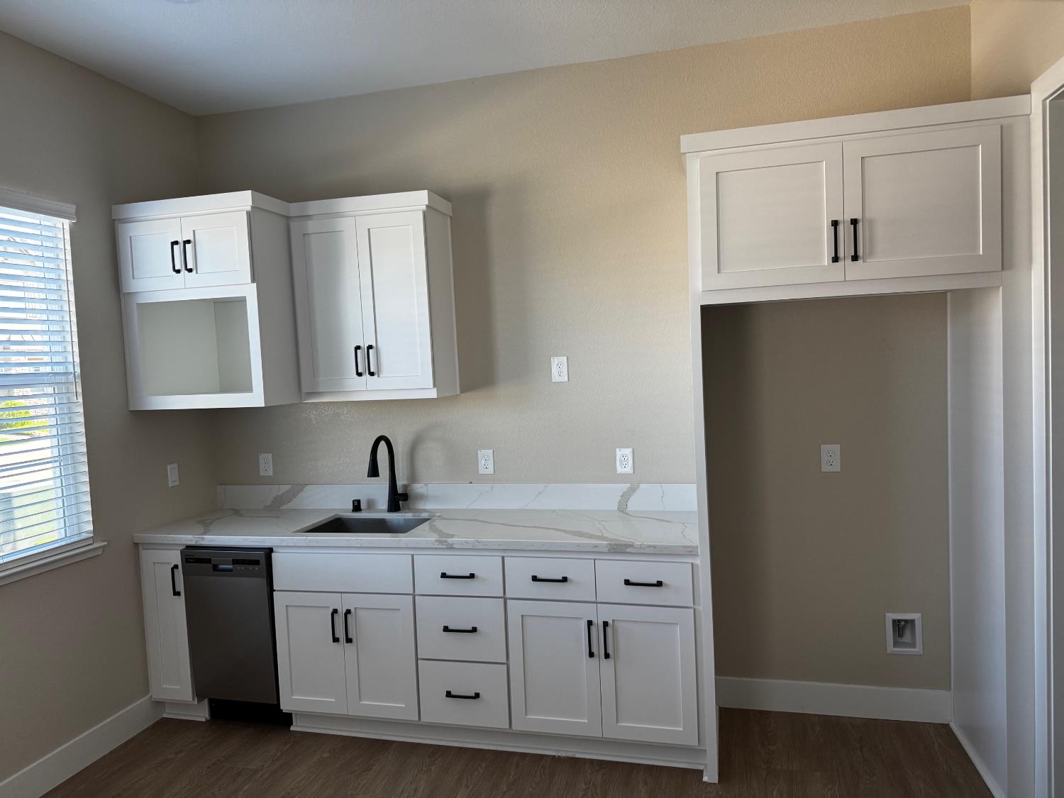 2517 Gantry Dr, Manteca, CA 95337