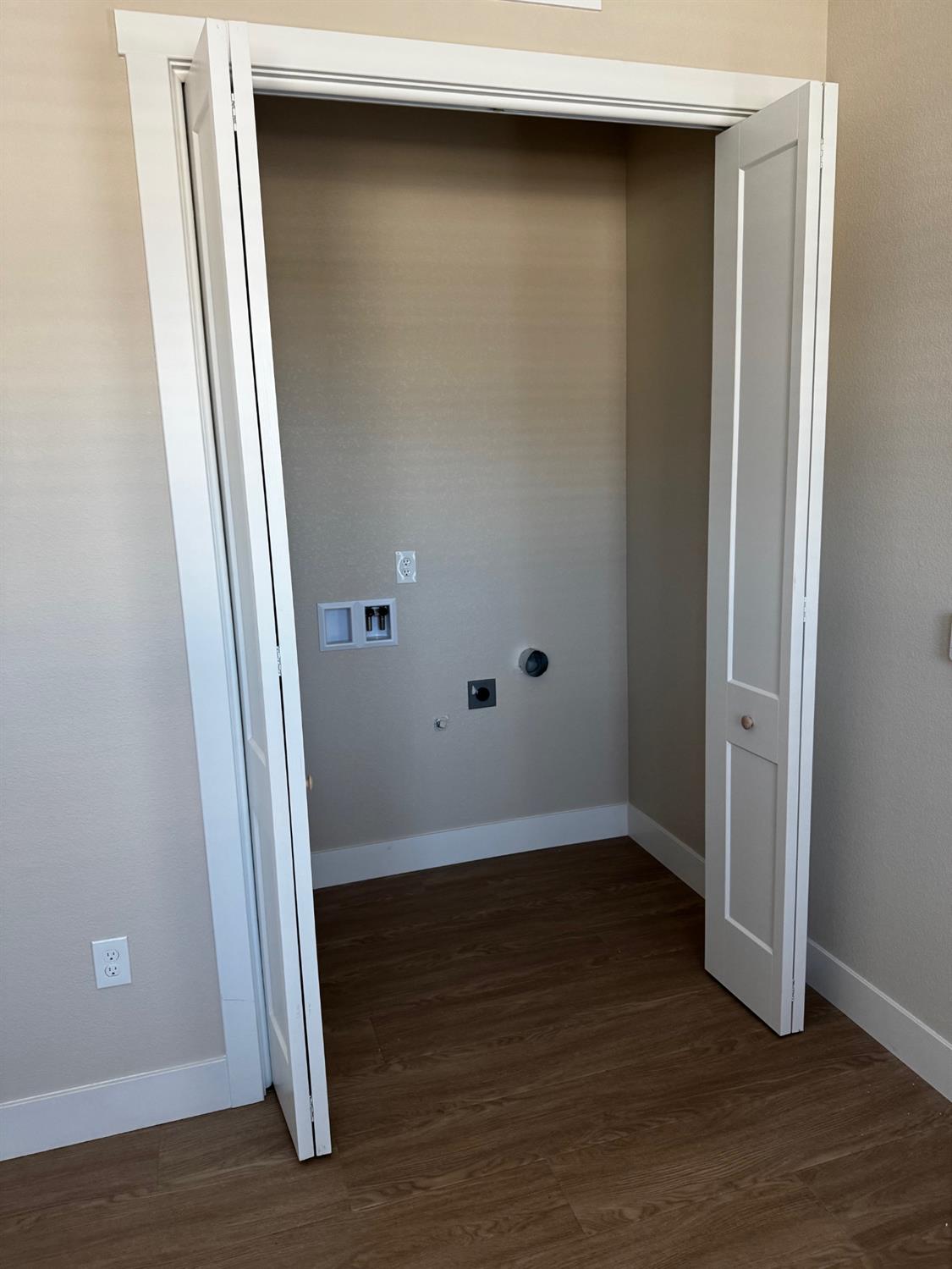 2517 Gantry Dr, Manteca, CA 95337