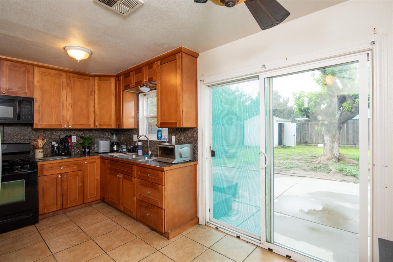 505 Thames Ct, Modesto, CA 95354